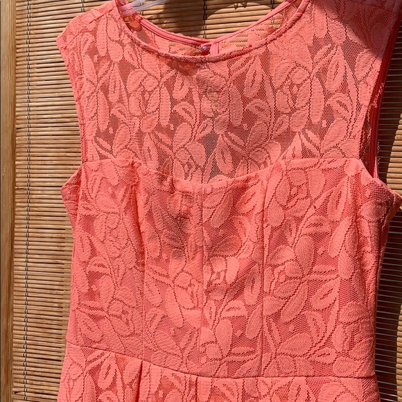 London Times coral lace high summer spring chic - Picture 3 of 8
